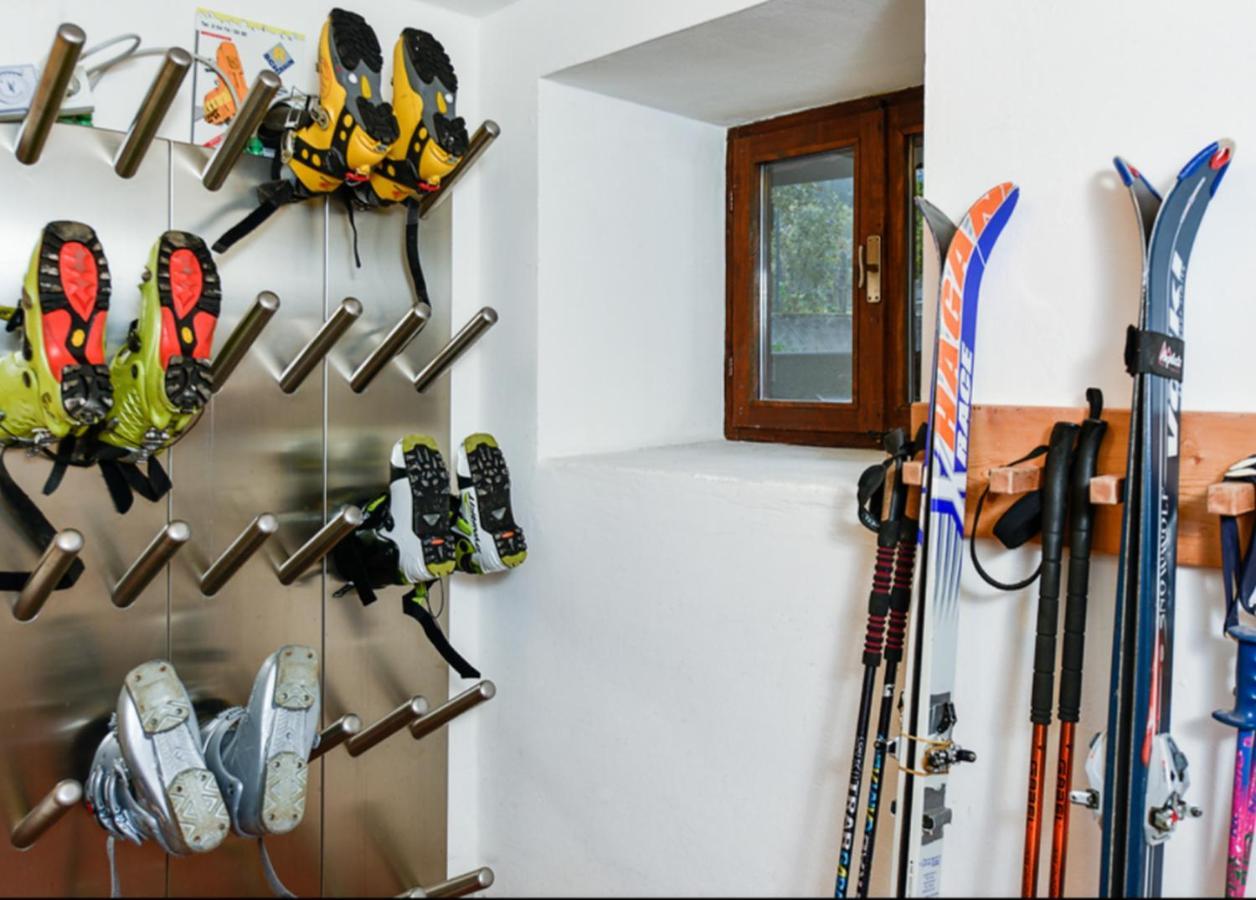 Ferienwohnung Ciasa Lino Aloch Pozza di Fassa Exterior foto